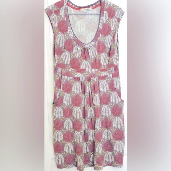 Boden Margot Capped Sleeve Jersey Knit Mini Dress in Botanical Print - Picture 2 of 7